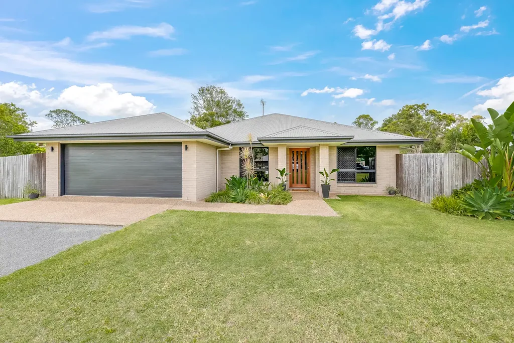 Sharon 5 Bedroom Modern, Serene & Minutes from Bundaberg