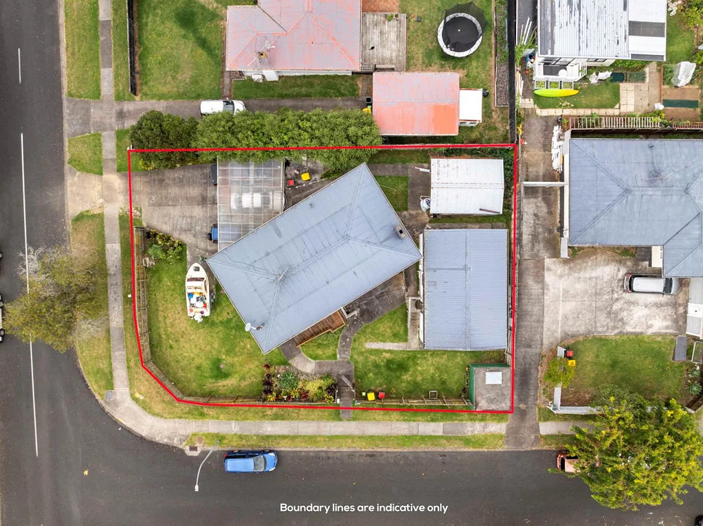 Pakuranga Heights 8Phòng ngủ Legal Home & Income Corner Site