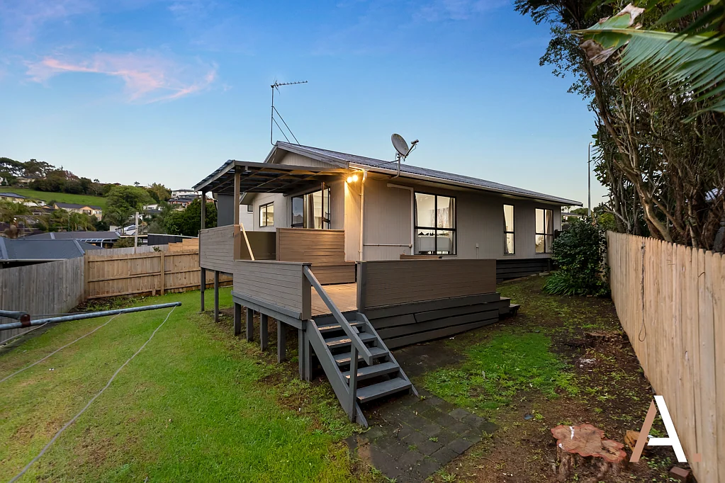 12B Mataura Place, Clover Park, Manukau City, Auckland