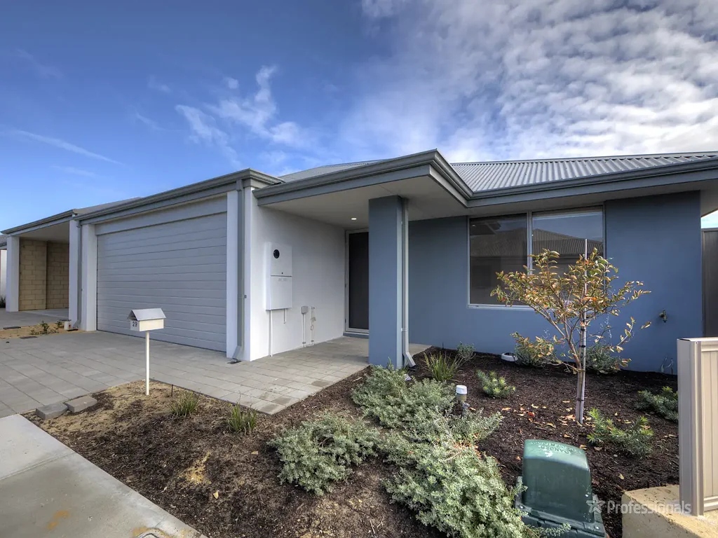 Easy Care Home in Prime Landsdale - 6 Month Lease Only!