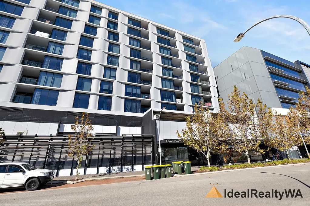 Modern Top-Floor Apartment with Northern Views – Unfurnished