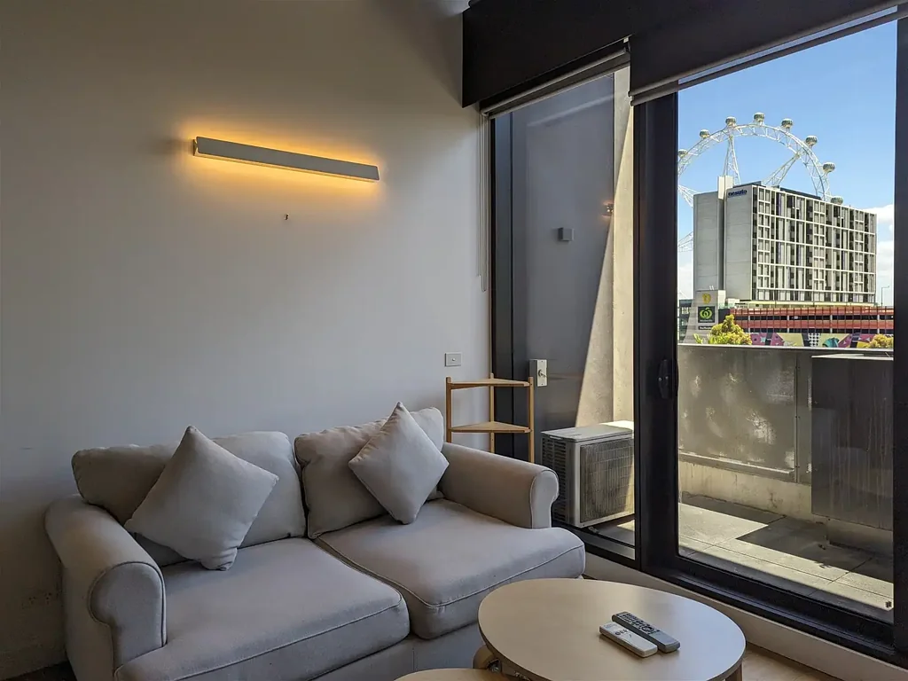 Fully Furnished ! Amazing Rare and Unique Loft Living *Great Deal*