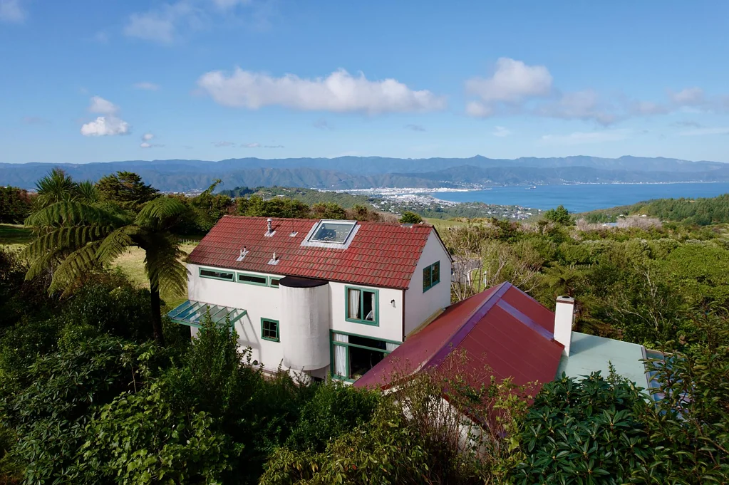 Horokiwi Exquisite One hectare Lifestyle & stylish home