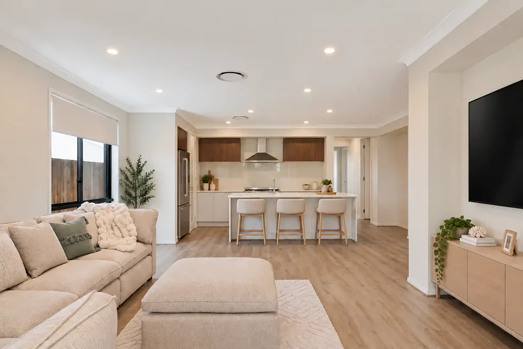 Victoria Point 4ਬੈੱਡਰੂਮ Near New Plantation Built, Family Home - Large Than Expected & Great Position!