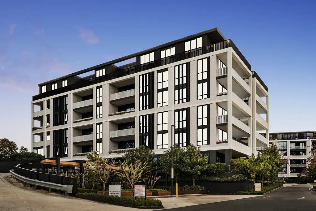 129/65 Stables Circuit, Doncaster, VIC 3108