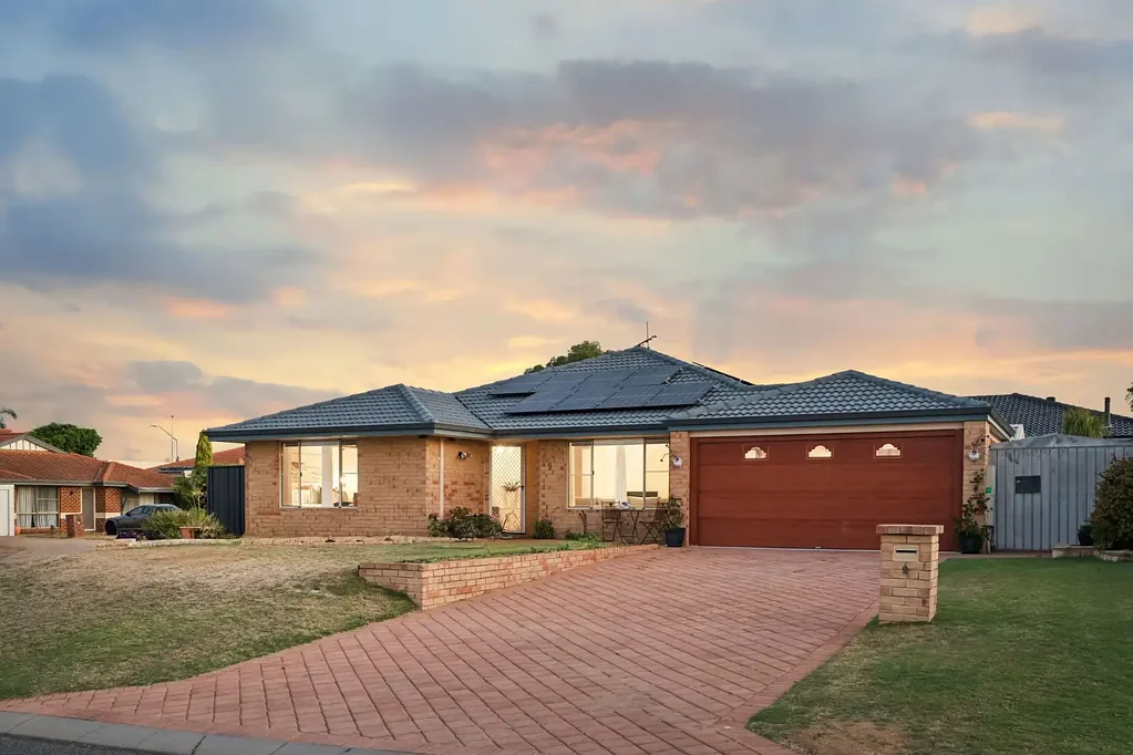 9 Gardiner Heights, Kinross, WA 6028