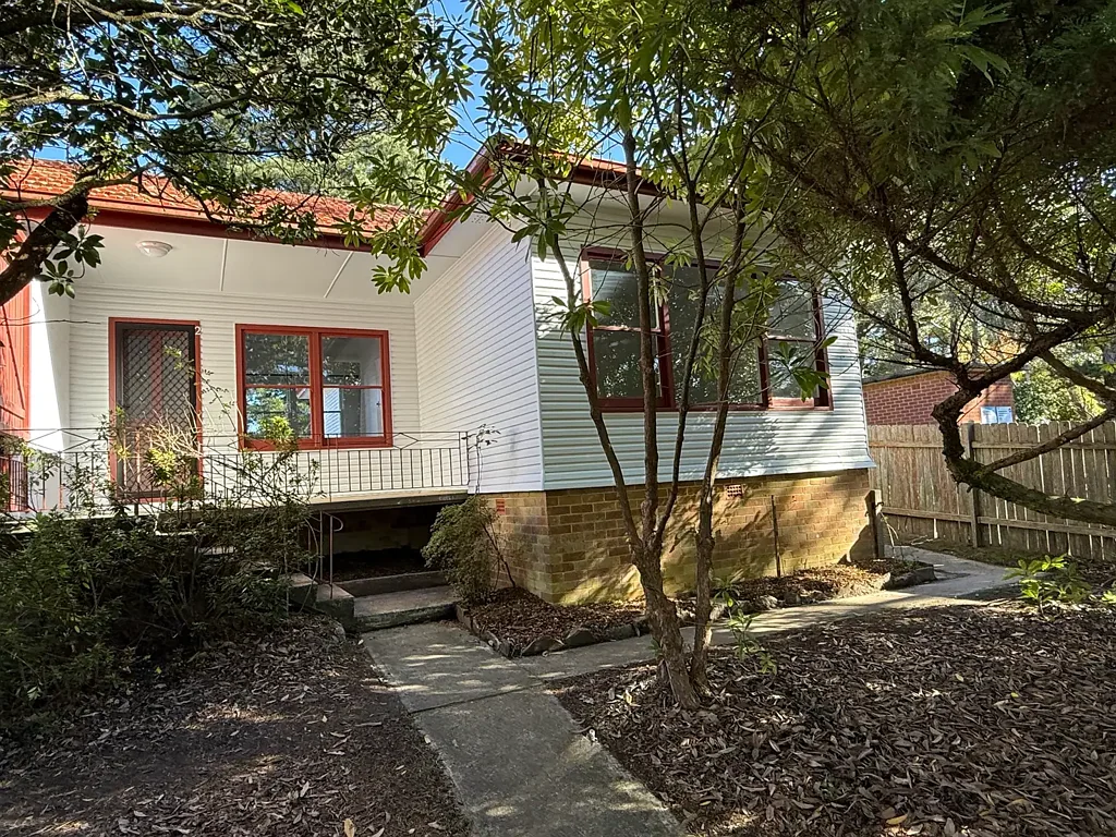 Charming Unit for Lease in Blackheath