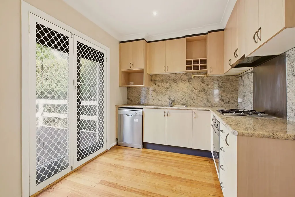 Comfortable & Low-Maintenance Living in a Prime Location