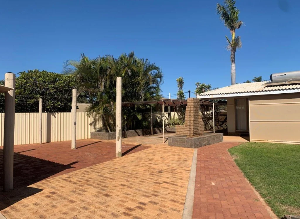 1 Smith Street, East Carnarvon, WA 6701