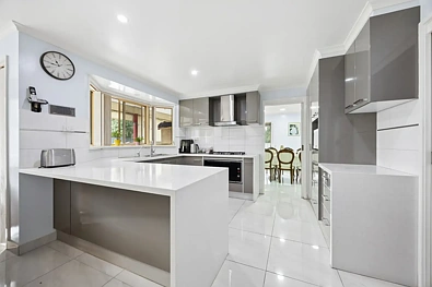 Ferntree Gully 5房 安静街区中的完美家庭住宅 The Perfect Family Home in a Quiet Court Location