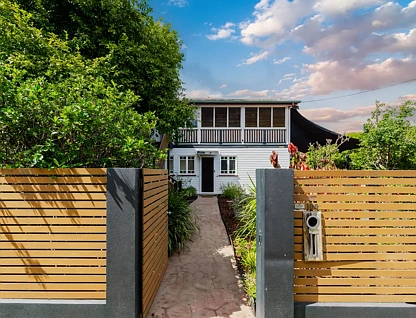 100 Queens Road, Hermit Park, Townsville, 4 Bedrooms, 2 Bathrooms, House