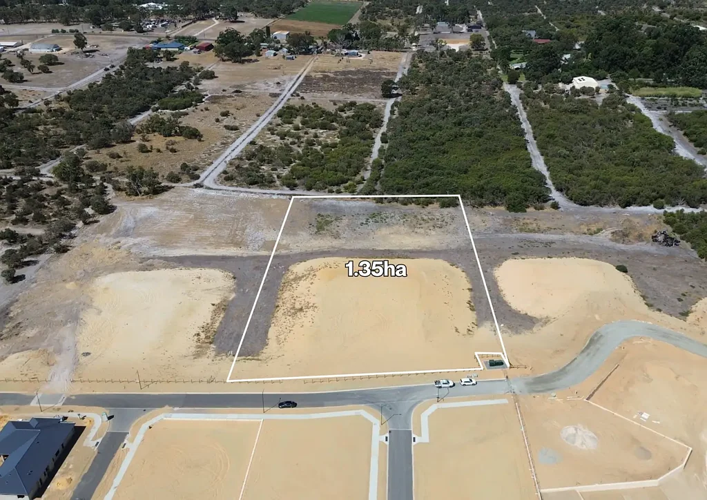 Anketell Fully Serviced - Green titled 1.35-Hectare Private Estate