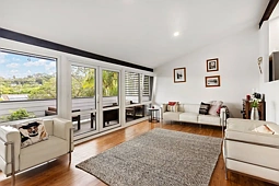 10 Nareen Parade, North Narrabeen