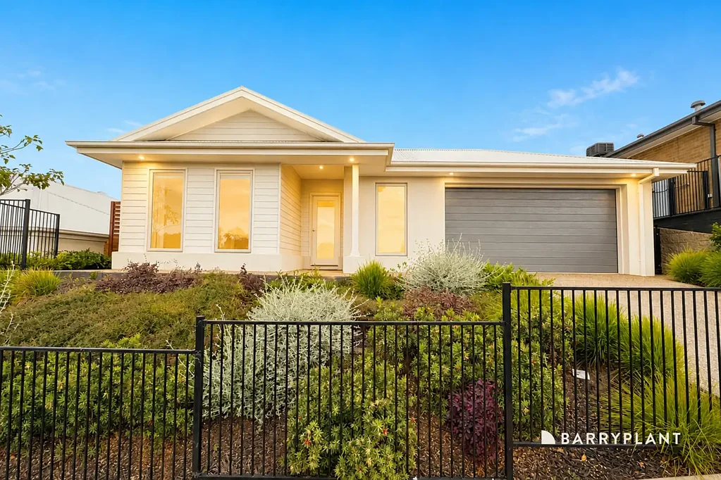 Stunning Ex-Display Home with Beautiful Landscaped Gardens & Multiple Living Zones