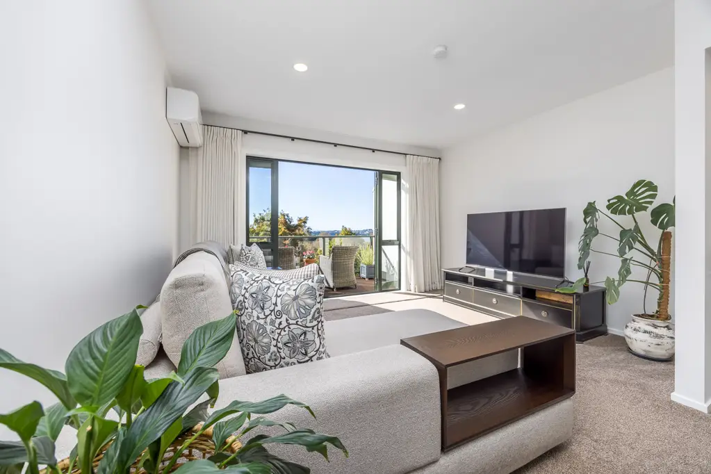 Remuera 3Moenga Tip-Top Townhouse - with VIEWS!