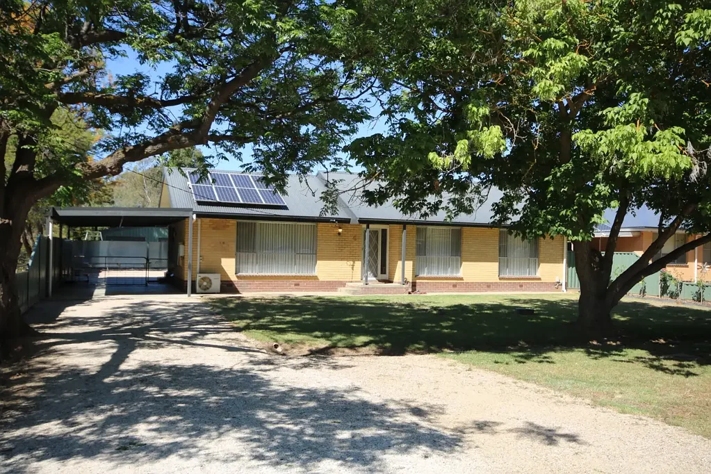 4 Childers Street, Elmore, VIC 3558