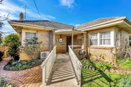 24 Sea Parade, Mentone