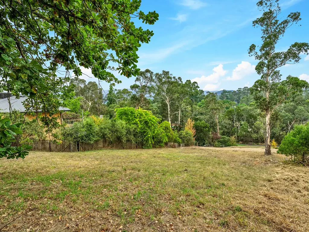 Healesville Perfect location, mountain views, ready to build!