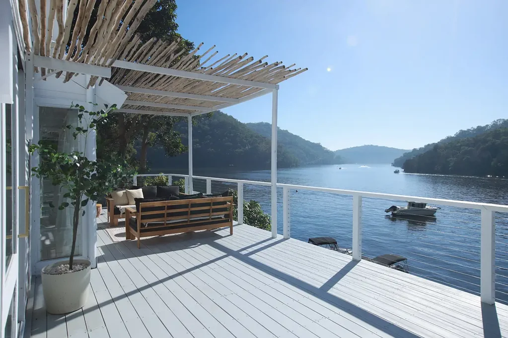 Berowra Waters 3कमरा A Riverside Sanctuary with Soul & Exceptional Income