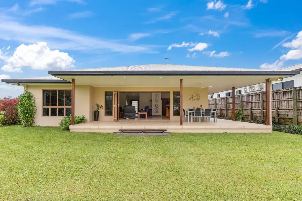 Innisfail 3Zimmer MODERN FAMILY HOME