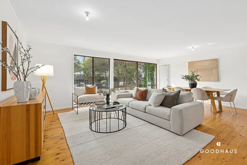 13 Warland Place, Charnwood, ACT 2615