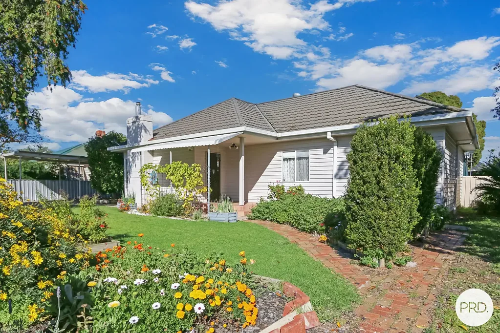 North Albury 4Habitaciones INVESTMENT OPPORTUNITY WITH CHARACTER & FUTURE APPEAL