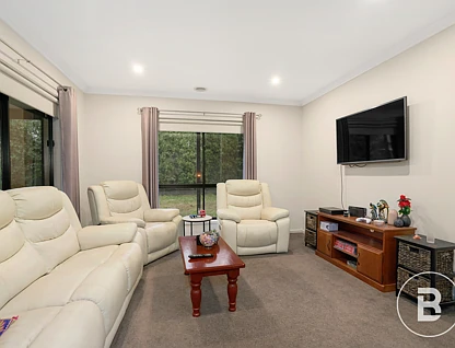 18 Selwyn Street, Miners Rest, VIC 3352, 3部屋, 2バスルーム, House