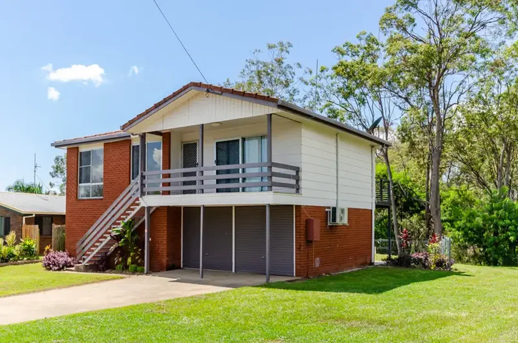 FAMILY HOME WITH FULLY FENCED BACKYARD