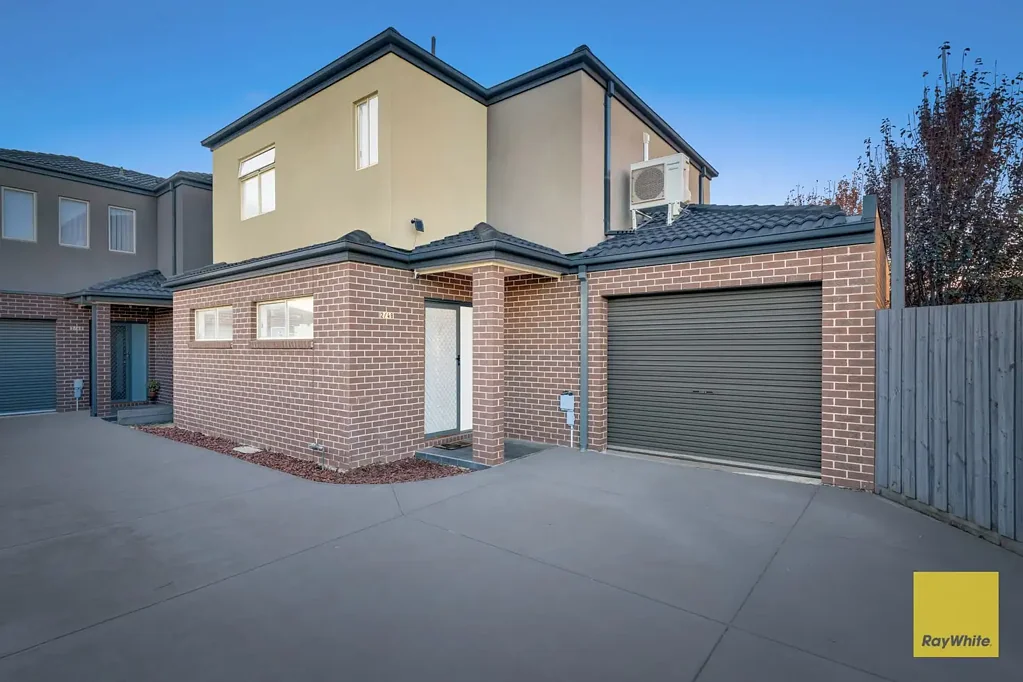 2/48 Emperor Parade, Tarneit, VIC 3029