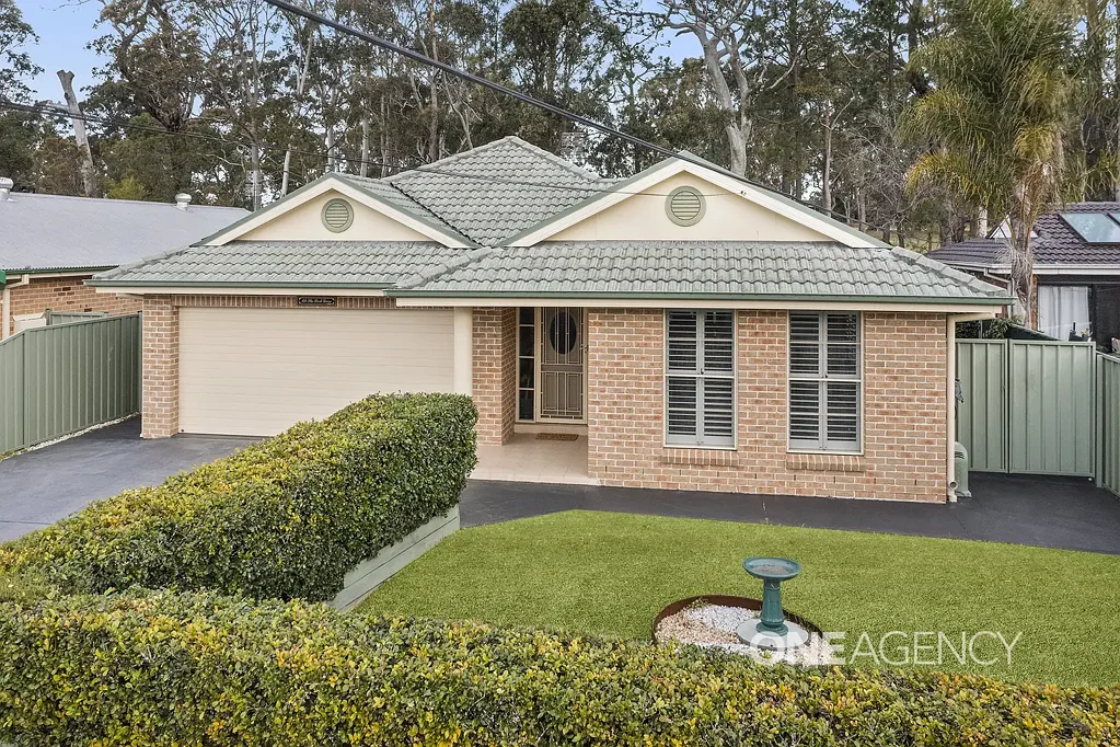 Sanctuary Point 4 Bedroom A HOLE-IN-ONE OPPORTUNITY