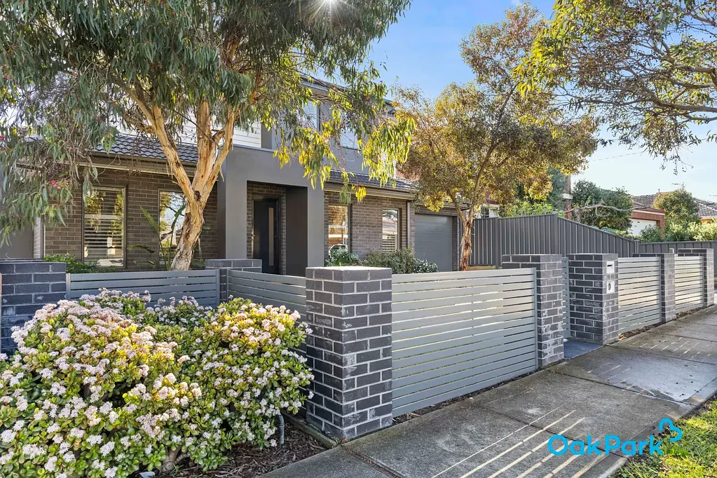 1/36 Curie Avenue, Oak Park, VIC 3046