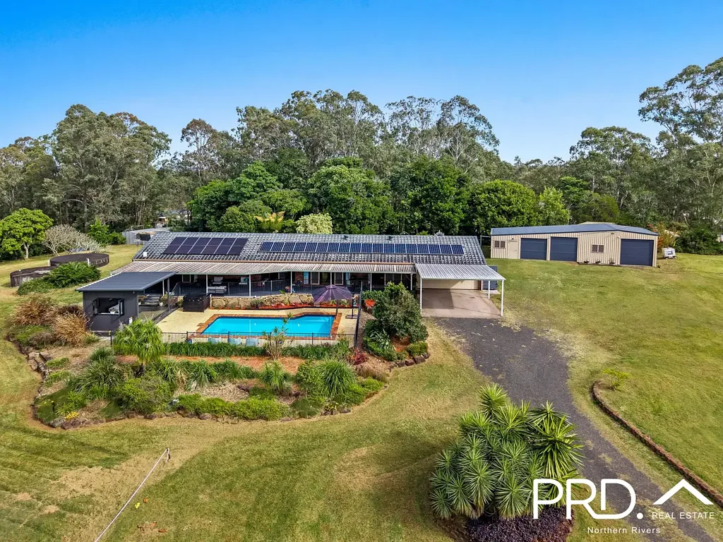 North Casino 4 Bedroom Entertainer's Delight! - Small Acreage Lifestyle