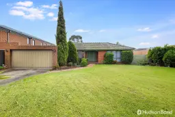 13 Sandowen Avenue, Burwood East