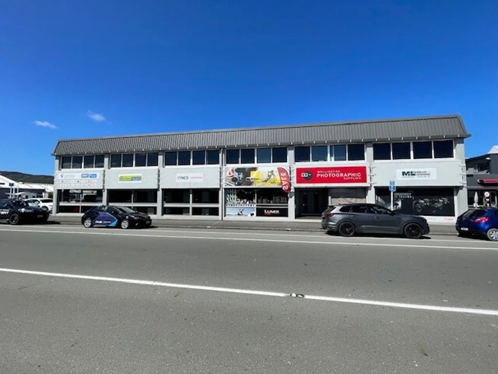 Petone Exposure, location & great coffee!