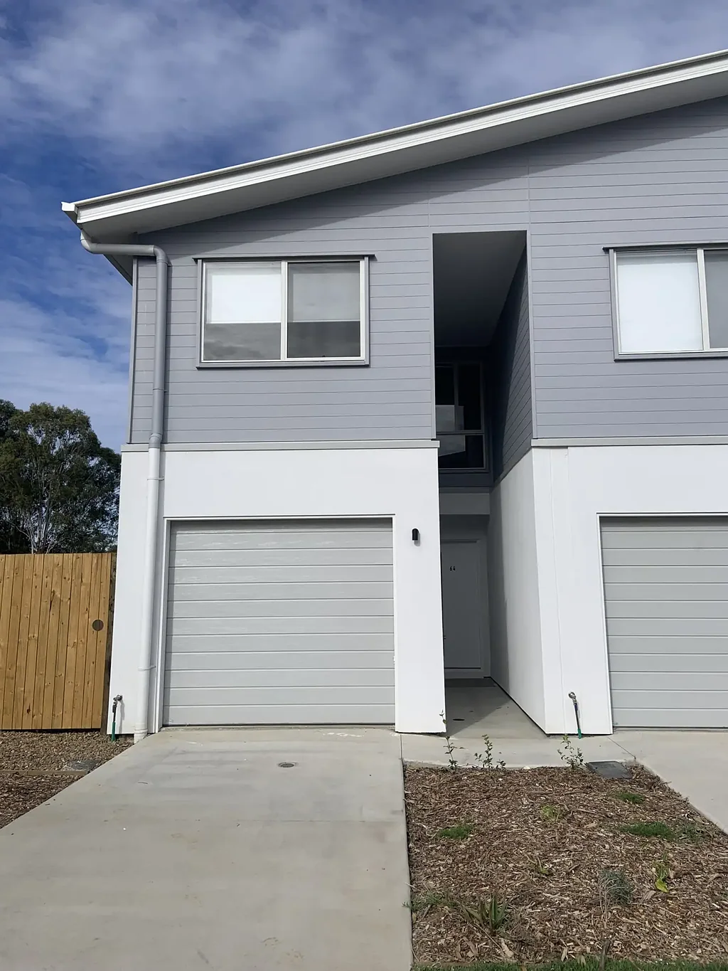 Beaudesert 4 Bedroom Spacious Family Townhouse with Side Access in Beaudesert