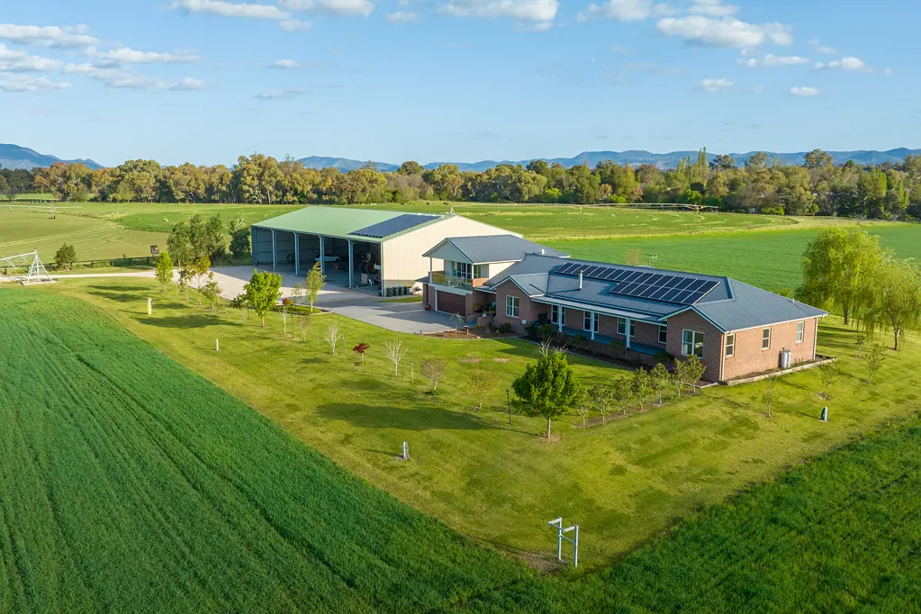 Mudgee PERFECT BLEND OF RURAL PRODUCTION AND TOWN CONVENIENCE