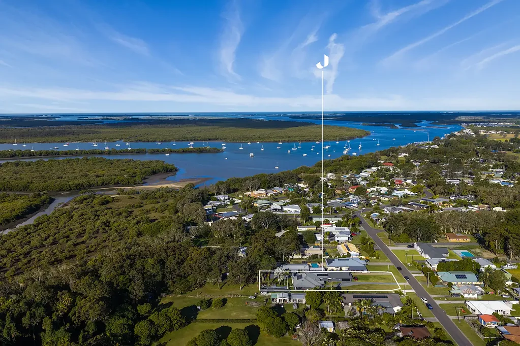 Jacobs Well 6ਬੈੱਡਰੂਮ Redefining Coastal Living — Dual Living on 2,064m²