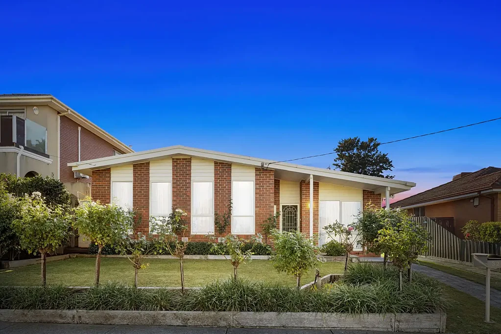 32 Banksia Avenue, Thomastown, VIC 3074