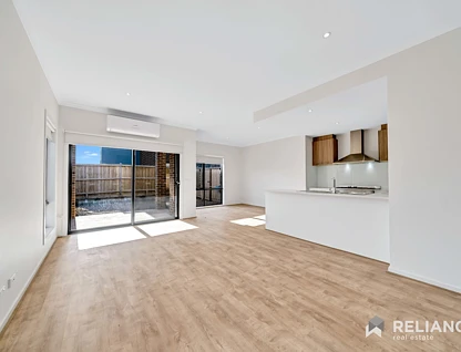 58 Beehive Drive, Williams Landing, South West Melbourne, 4部屋, 2バスルーム, Townhouse