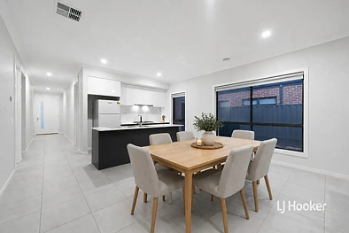 2 Irvine Avenue, Strathtulloh, VIC 3338, 4房, 2浴, House