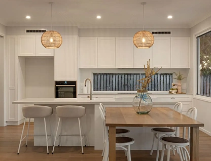 10 Castle Street, Fairfield, QLD 4103, 5 ਕਮਰੇ, 3 ਬਾਥਰੂਮ, House