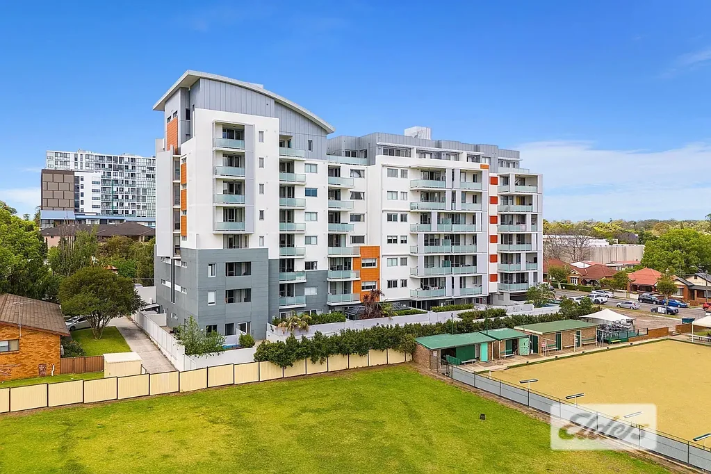 Modern 2-Bedroom Apartment in the Heart of Lidcombe