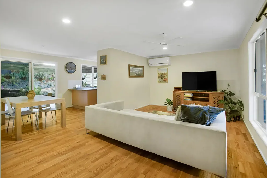 Little Mountain 3房  Effortless Single-Level Living in a Peaceful, Family-Friendly Pocket