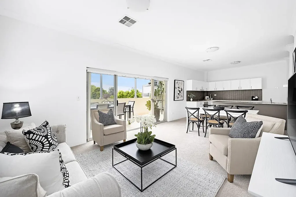 Contemporary North-Facing Apartment | Over 55s Complex