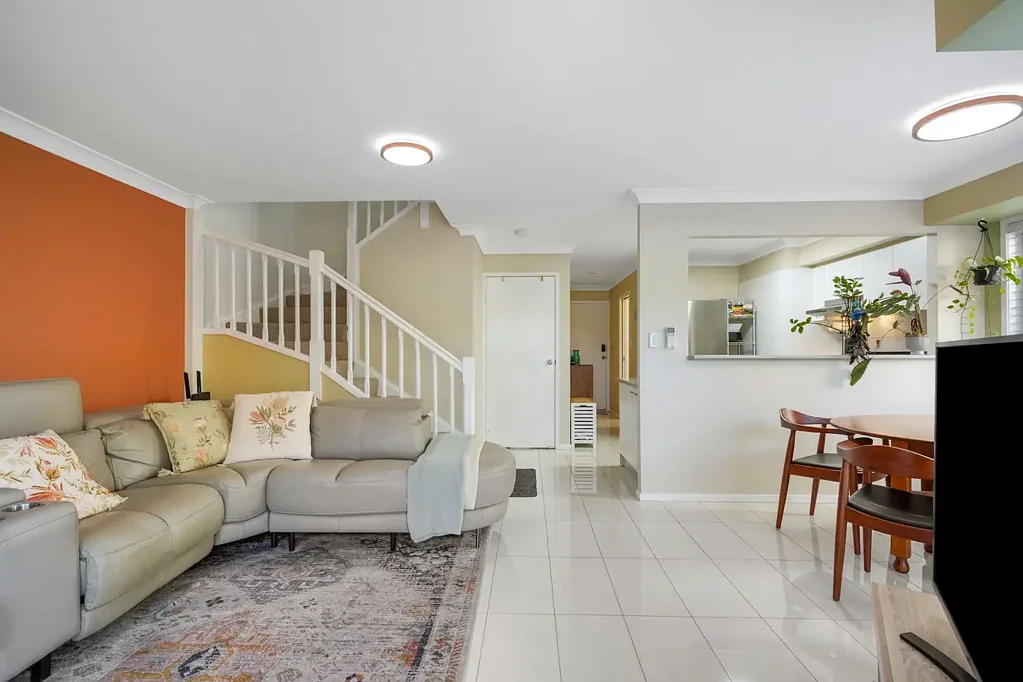 Meadowbrook 3Zimmer Lifestyle, Location & Potential! A Smart Choice in Meadowbrook!