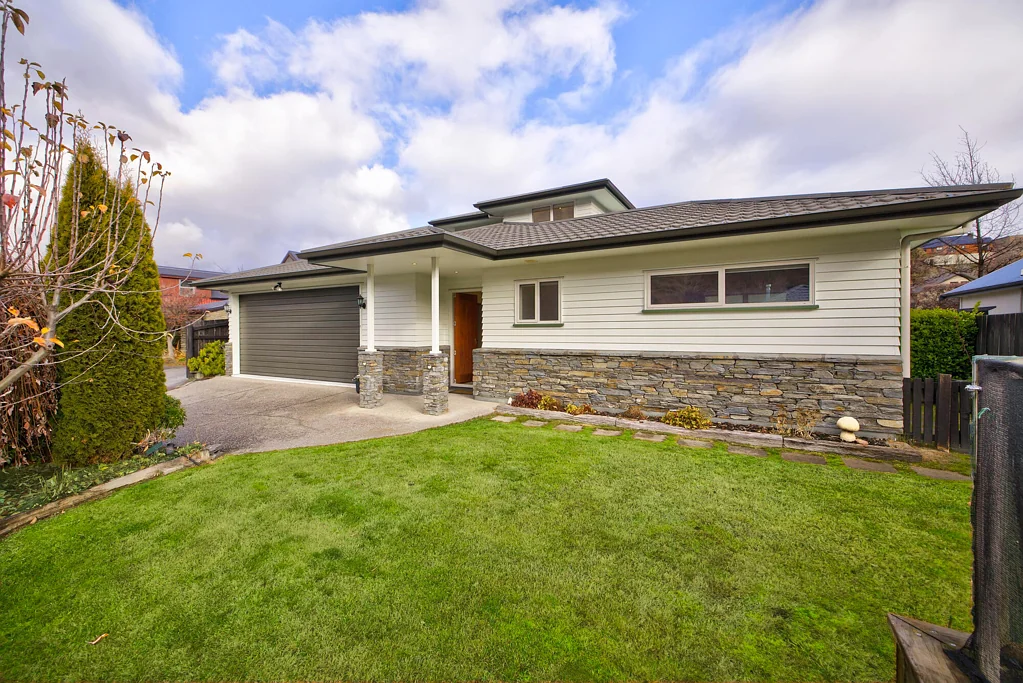 Arrowtown 4Zimmer Serene Arrowtown modern living