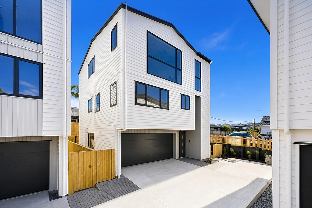 Torbay 5 Bedroom Space, Sunshine & Spectacular Sea Views