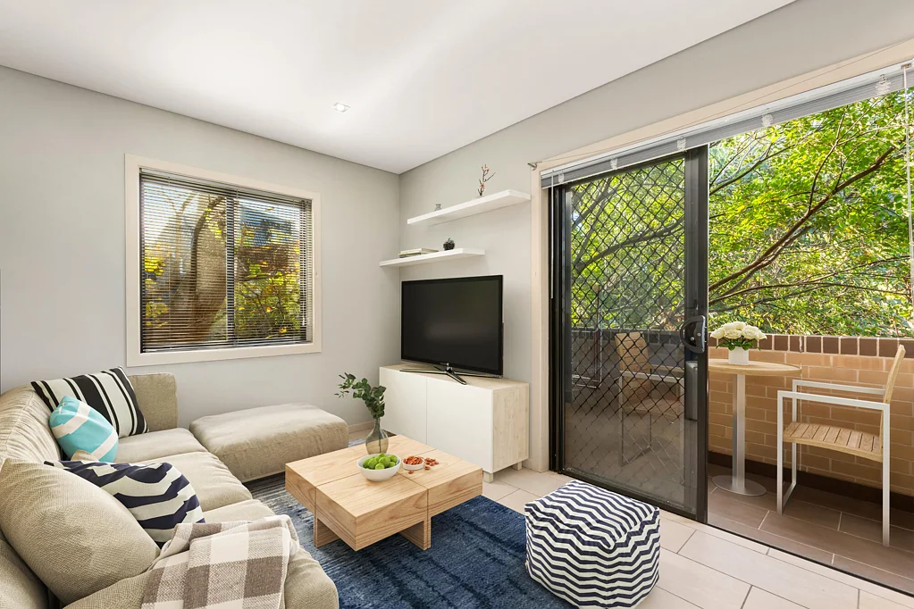 Maroubra 1Habitaciones North Facing Top Floor Apartment, Privately Set To The Rear