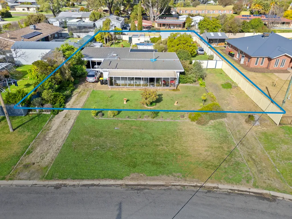 1 Denison Street, Tocumwal, NSW 2714