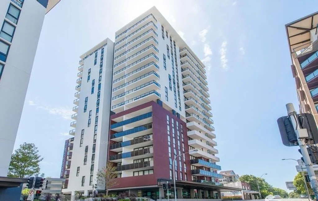 Modern Apartment In Prime Hurstville Location